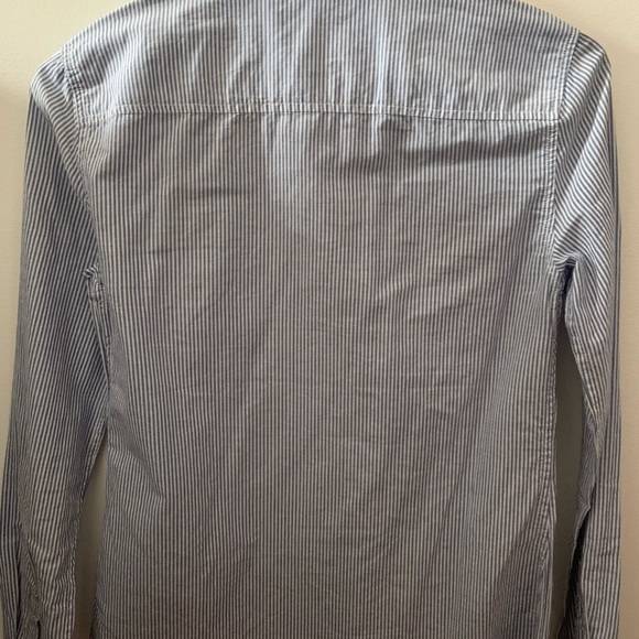 Aritzia Button Up - Picture 5 of 5